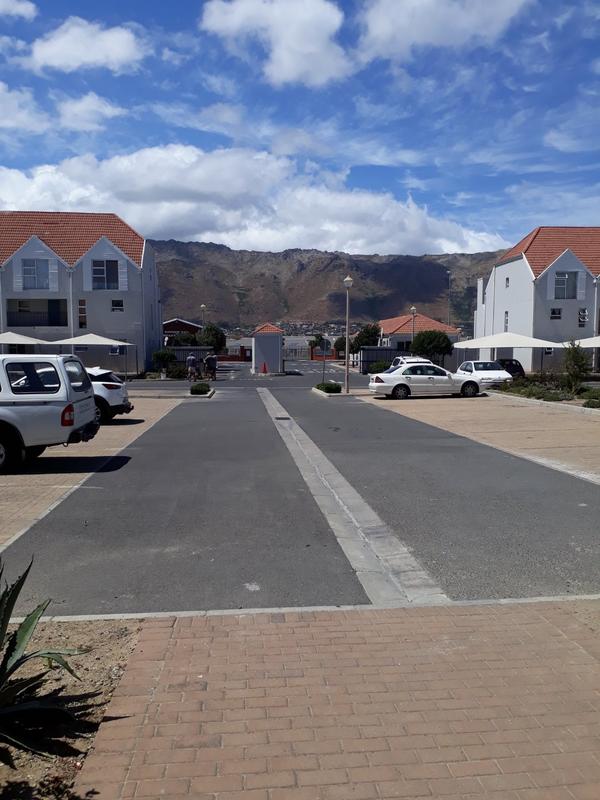 To Let 2 Bedroom Property for Rent in Whispering Pines Western Cape